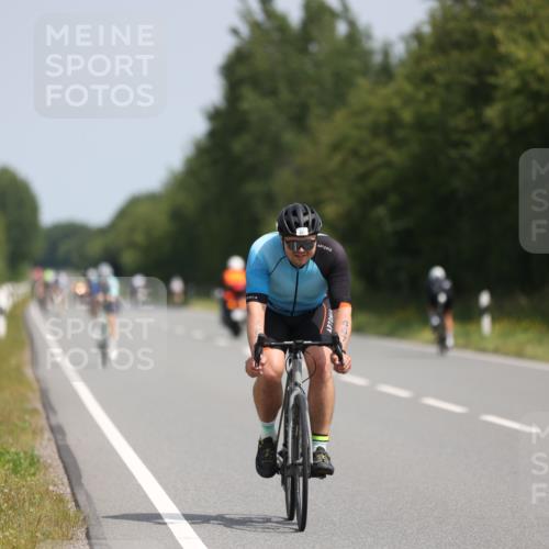 22.06.2025 - Viking Triathlon Yannick Fuchs http://msf.ph/oto/8114914 22.06.2025 11:39:49 Radfahren 19, 38, 113, 123, 127, 377, 395, 407, 467, 550, 554, 650 meine-sportfotos.de