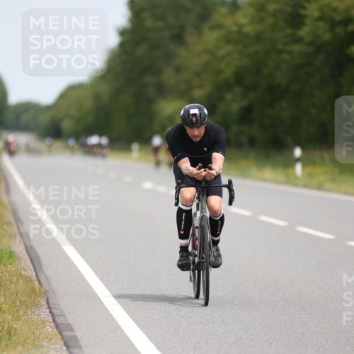 22.06.2025 - Viking Triathlon Yannick Fuchs http://msf.ph/oto/8114931 22.06.2025 12:16:27 Radfahren 5, 330, 419, 429 meine-sportfotos.de
