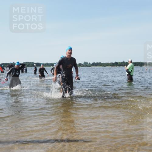 22.06.2025 - Viking Triathlon KatJ http://msf.ph/oto/8114973 22.06.2025 10:42:26 Schwimmen 16, 55, 65, 192, 281, 290, 318, 326, 427, 460, 465 meine-sportfotos.de