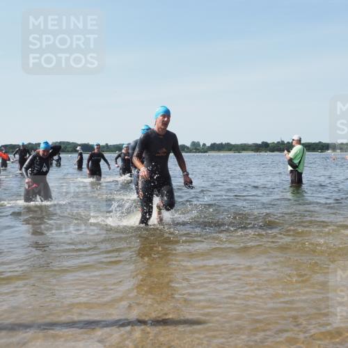 22.06.2025 - Viking Triathlon KatJ http://msf.ph/oto/8114978 22.06.2025 10:42:26 Schwimmen 16, 55, 65, 192, 281, 290, 318, 326, 427, 460, 465 meine-sportfotos.de