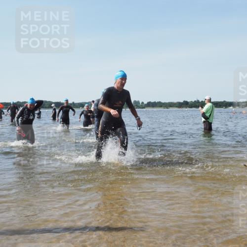 22.06.2025 - Viking Triathlon KatJ http://msf.ph/oto/8114985 22.06.2025 10:42:26 Schwimmen 16, 55, 65, 192, 281, 290, 318, 326, 427, 460, 465 meine-sportfotos.de