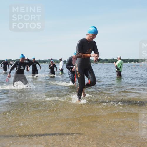 22.06.2025 - Viking Triathlon KatJ http://msf.ph/oto/8114994 22.06.2025 10:42:27 Schwimmen 16, 55, 65, 192, 281, 318, 326, 427, 460, 465 meine-sportfotos.de