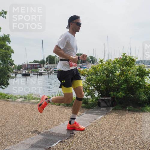 22.06.2025 - Viking Triathlon KatJ http://msf.ph/oto/8115005 22.06.2025 12:52:41 Laufen 651 meine-sportfotos.de