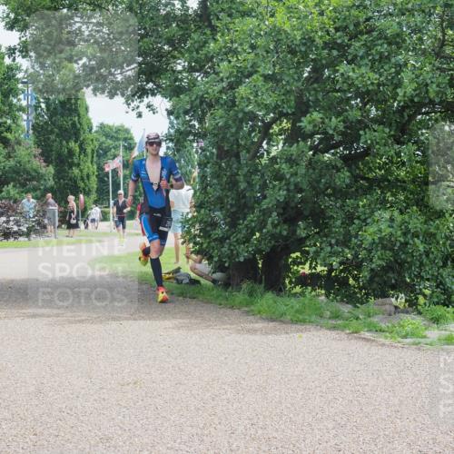 22.06.2025 - Viking Triathlon KatJ http://msf.ph/oto/8115044 22.06.2025 12:52:55 Laufen 286 meine-sportfotos.de