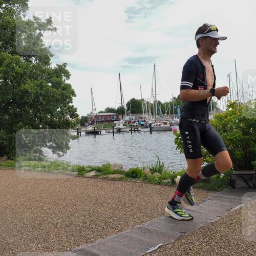 22.06.2025 - Viking Triathlon KatJ http://msf.ph/oto/8115050 22.06.2025 13:23:58 Laufen 544 meine-sportfotos.de