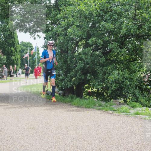 22.06.2025 - Viking Triathlon KatJ http://msf.ph/oto/8115056 22.06.2025 12:52:55 Laufen 286 meine-sportfotos.de