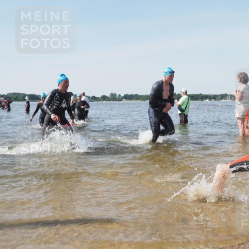 22.06.2025 - Viking Triathlon KatJ http://msf.ph/oto/8115057 22.06.2025 10:42:28 Schwimmen 16, 55, 65, 192, 281, 318, 326, 427, 465 meine-sportfotos.de