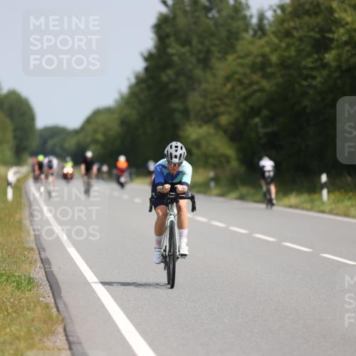22.06.2025 - Viking Triathlon Yannick Fuchs http://msf.ph/oto/8115086 22.06.2025 11:39:54 Radfahren 19, 38, 123, 127, 377, 388, 395, 407, 467, 550, 554 meine-sportfotos.de