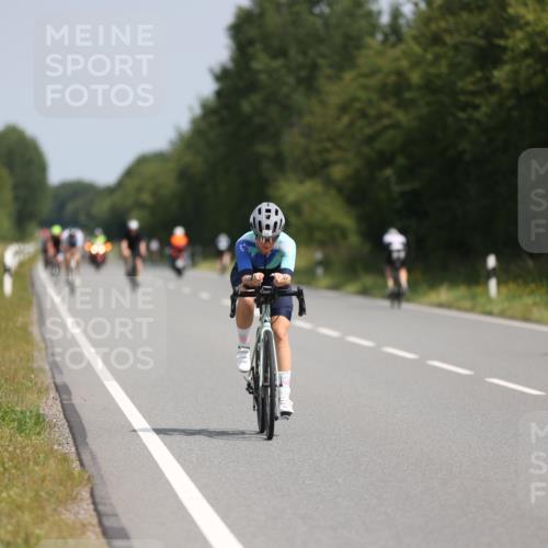 22.06.2025 - Viking Triathlon Yannick Fuchs http://msf.ph/oto/8115091 22.06.2025 11:39:54 Radfahren 19, 38, 123, 127, 377, 388, 395, 407, 467, 550, 554 meine-sportfotos.de