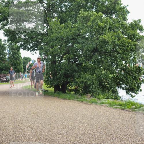 22.06.2025 - Viking Triathlon KatJ http://msf.ph/oto/8115092 22.06.2025 13:24:07 Laufen 485 meine-sportfotos.de