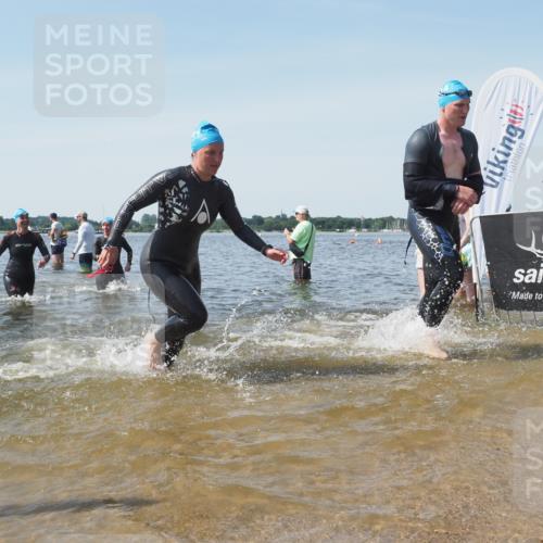 22.06.2025 - Viking Triathlon KatJ http://msf.ph/oto/8115097 22.06.2025 10:42:29 Schwimmen 16, 55, 65, 192, 318, 326, 427, 465 meine-sportfotos.de