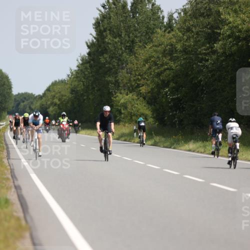 22.06.2025 - Viking Triathlon Yannick Fuchs http://msf.ph/oto/8115191 22.06.2025 11:39:59 Radfahren 26, 51, 123, 127, 299, 388, 395, 550, 554 meine-sportfotos.de