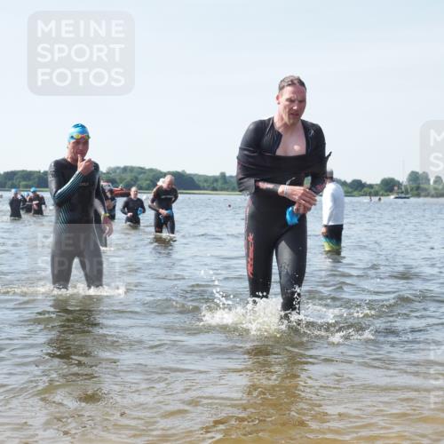 22.06.2025 - Viking Triathlon KatJ http://msf.ph/oto/8115277 22.06.2025 10:42:39 Schwimmen 55, 171, 240, 318, 369, 427, 441, 624 meine-sportfotos.de