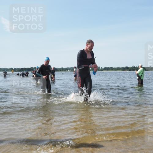 22.06.2025 - Viking Triathlon KatJ http://msf.ph/oto/8115283 22.06.2025 10:42:40 Schwimmen 55, 171, 240, 369, 427, 441, 624 meine-sportfotos.de