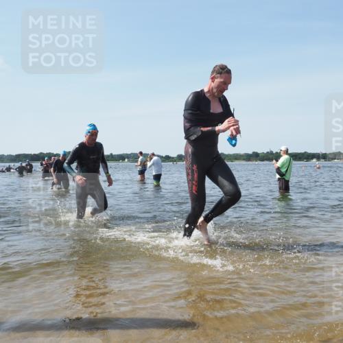 22.06.2025 - Viking Triathlon KatJ http://msf.ph/oto/8115295 22.06.2025 10:42:40 Schwimmen 55, 171, 240, 369, 427, 441, 624 meine-sportfotos.de