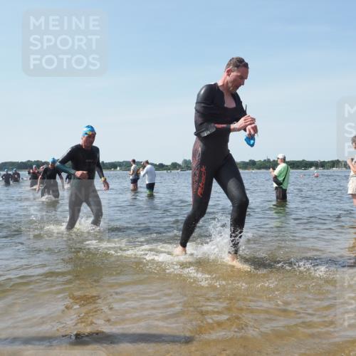 22.06.2025 - Viking Triathlon KatJ http://msf.ph/oto/8115304 22.06.2025 10:42:40 Schwimmen 55, 171, 240, 369, 427, 441, 624 meine-sportfotos.de