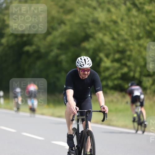 22.06.2025 - Viking Triathlon Yannick Fuchs http://msf.ph/oto/8115311 22.06.2025 11:40:04 Radfahren 26, 51, 299, 388, 399, 447, 531 meine-sportfotos.de