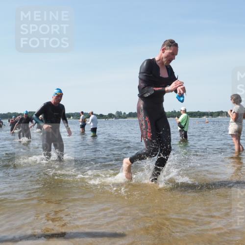 22.06.2025 - Viking Triathlon KatJ http://msf.ph/oto/8115312 22.06.2025 10:42:41 Schwimmen 55, 171, 240, 282, 369, 427, 441, 624 meine-sportfotos.de