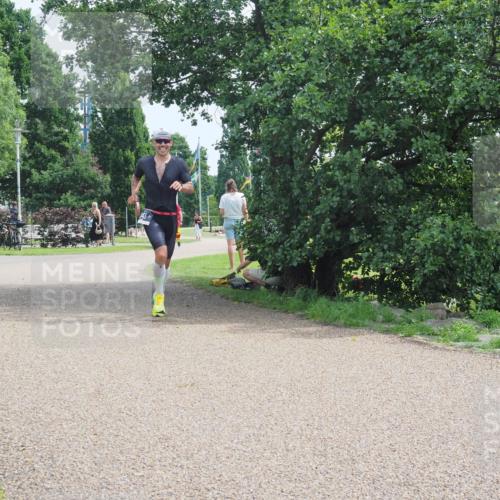 22.06.2025 - Viking Triathlon KatJ http://msf.ph/oto/8115324 22.06.2025 12:53:02 Laufen 341 meine-sportfotos.de