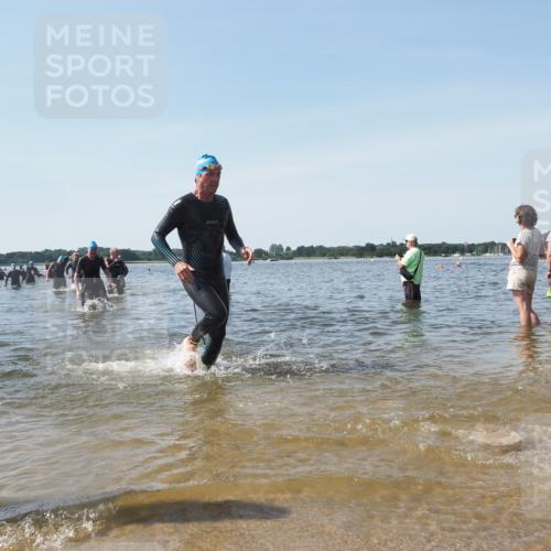 22.06.2025 - Viking Triathlon KatJ http://msf.ph/oto/8115338 22.06.2025 10:42:42 Schwimmen 55, 171, 240, 282, 369, 427, 441, 624 meine-sportfotos.de
