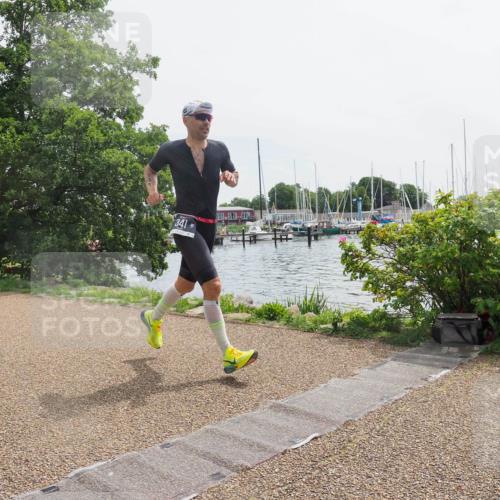 22.06.2025 - Viking Triathlon KatJ http://msf.ph/oto/8115412 22.06.2025 12:53:04 Laufen 341 meine-sportfotos.de