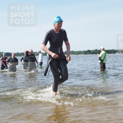 22.06.2025 - Viking Triathlon KatJ http://msf.ph/oto/8115414 22.06.2025 10:42:48 Schwimmen 133, 171, 240, 282, 369, 441, 624 meine-sportfotos.de