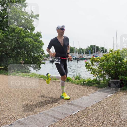 22.06.2025 - Viking Triathlon KatJ http://msf.ph/oto/8115427 22.06.2025 12:53:04 Laufen 341 meine-sportfotos.de