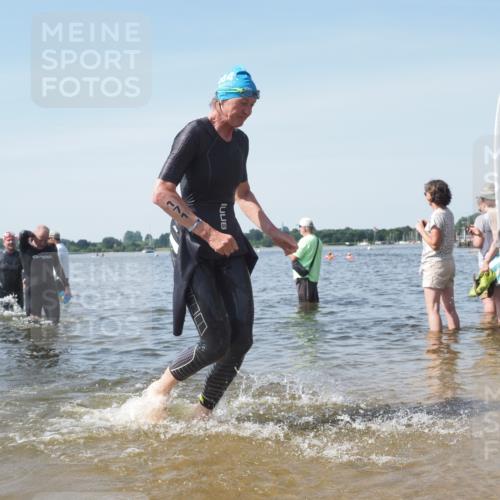 22.06.2025 - Viking Triathlon KatJ http://msf.ph/oto/8115446 22.06.2025 10:42:49 Schwimmen 133, 171, 240, 282, 369, 441, 624 meine-sportfotos.de