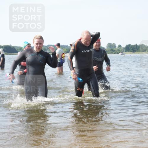 22.06.2025 - Viking Triathlon KatJ http://msf.ph/oto/8115458 22.06.2025 10:42:51 Schwimmen 133, 171, 240, 282, 309, 369, 441, 450, 624 meine-sportfotos.de