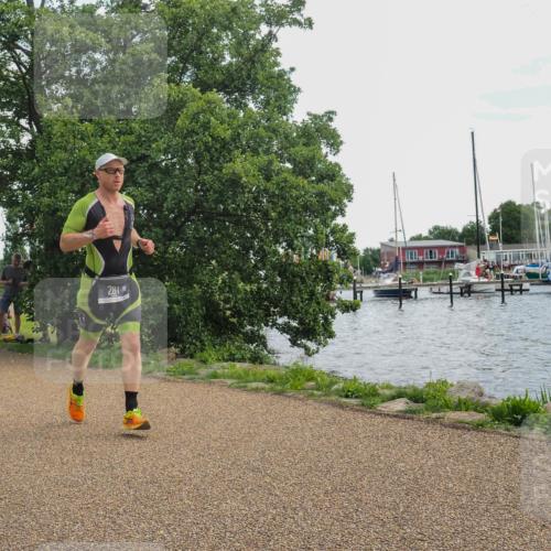 22.06.2025 - Viking Triathlon KatJ http://msf.ph/oto/8115490 22.06.2025 13:24:22 Laufen 281 meine-sportfotos.de