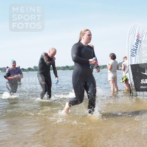 22.06.2025 - Viking Triathlon KatJ http://msf.ph/oto/8115526 22.06.2025 10:42:53 Schwimmen 66, 133, 240, 282, 309, 369, 441, 450, 624 meine-sportfotos.de