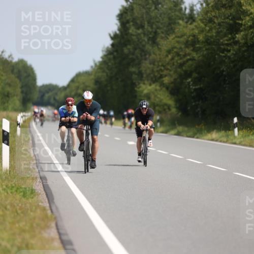22.06.2025 - Viking Triathlon Yannick Fuchs http://msf.ph/oto/8115563 22.06.2025 11:40:12 Radfahren 36, 135, 399, 439, 447, 496, 531 meine-sportfotos.de
