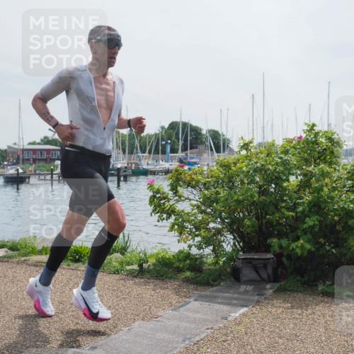 22.06.2025 - Viking Triathlon KatJ http://msf.ph/oto/8115583 22.06.2025 12:54:10 Laufen 99, 420 meine-sportfotos.de