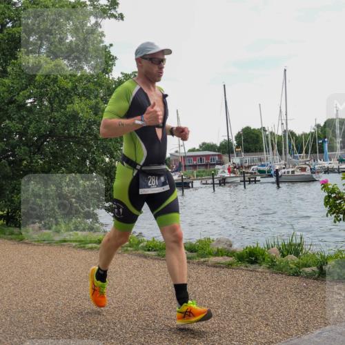 22.06.2025 - Viking Triathlon KatJ http://msf.ph/oto/8115593 22.06.2025 13:24:23 Laufen 281 meine-sportfotos.de