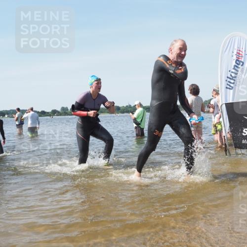 22.06.2025 - Viking Triathlon KatJ http://msf.ph/oto/8115608 22.06.2025 10:42:55 Schwimmen 66, 128, 133, 186, 240, 282, 309, 369, 441, 450, 624 meine-sportfotos.de