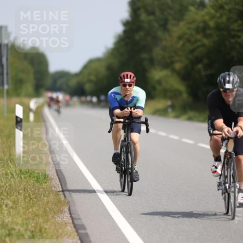 22.06.2025 - Viking Triathlon Yannick Fuchs http://msf.ph/oto/8115629 22.06.2025 11:40:15 Radfahren 36, 135, 200, 399, 439, 447, 496, 531 meine-sportfotos.de