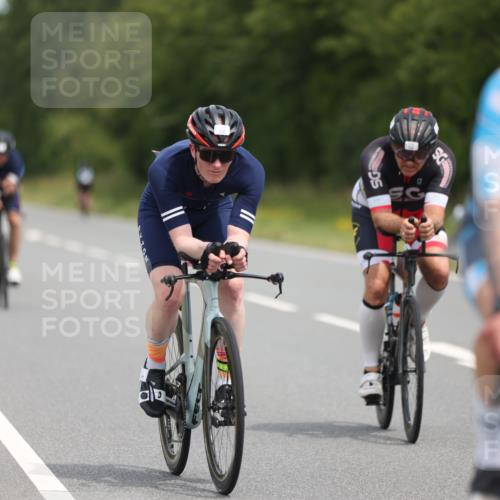 22.06.2025 - Viking Triathlon Yannick Fuchs http://msf.ph/oto/8115670 22.06.2025 12:17:35 Radfahren 44, 54, 58, 156, 194, 220, 335, 357, 361, 639 meine-sportfotos.de
