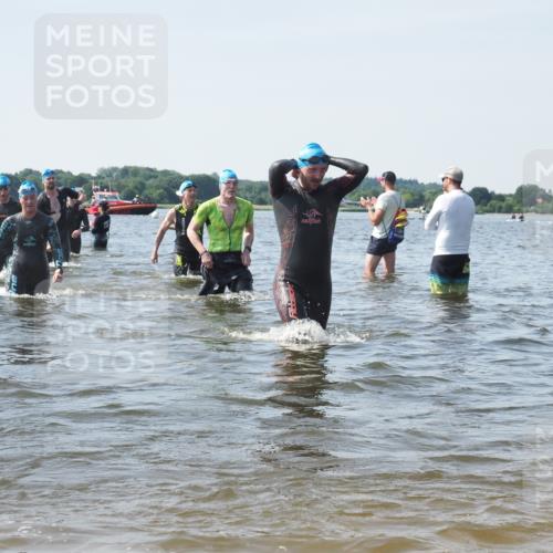 22.06.2025 - Viking Triathlon KatJ http://msf.ph/oto/8115681 22.06.2025 10:43:01 Schwimmen 66, 110, 128, 133, 167, 186, 282, 309, 328, 358, 450, 489 meine-sportfotos.de