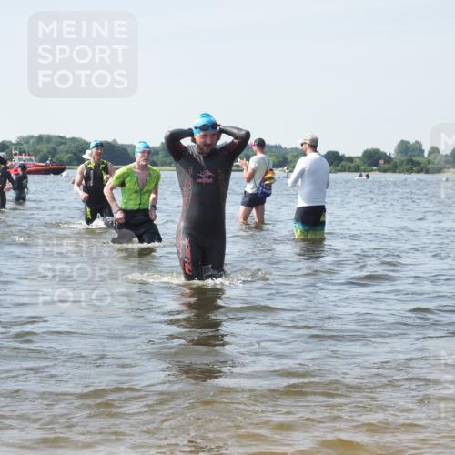 22.06.2025 - Viking Triathlon KatJ http://msf.ph/oto/8115699 22.06.2025 10:43:01 Schwimmen 66, 110, 128, 133, 167, 186, 282, 309, 328, 358, 450, 489 meine-sportfotos.de