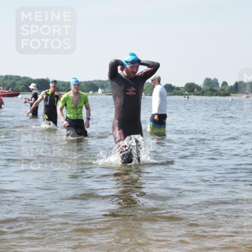 22.06.2025 - Viking Triathlon KatJ http://msf.ph/oto/8115722 22.06.2025 10:43:02 Schwimmen 66, 110, 128, 133, 167, 186, 282, 309, 328, 358, 450, 489 meine-sportfotos.de