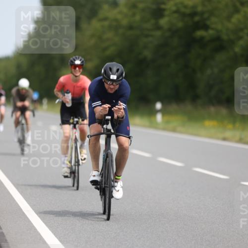 22.06.2025 - Viking Triathlon Yannick Fuchs http://msf.ph/oto/8115729 22.06.2025 12:17:37 Radfahren 44, 54, 58, 156, 194, 214, 220, 335, 357, 361, 511, 639 meine-sportfotos.de