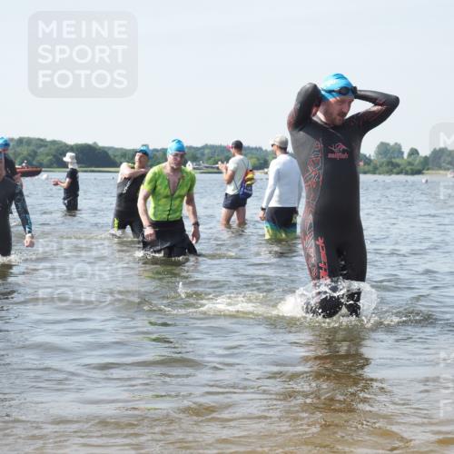 22.06.2025 - Viking Triathlon KatJ http://msf.ph/oto/8115762 22.06.2025 10:43:03 Schwimmen 66, 109, 110, 128, 133, 167, 186, 309, 328, 358, 450, 489 meine-sportfotos.de