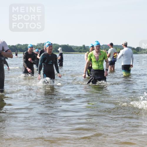 22.06.2025 - Viking Triathlon KatJ http://msf.ph/oto/8115794 22.06.2025 10:43:04 Schwimmen 31, 66, 109, 110, 128, 133, 167, 186, 309, 328, 358, 450, 489 meine-sportfotos.de