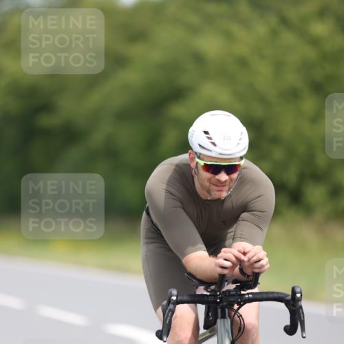 22.06.2025 - Viking Triathlon Yannick Fuchs http://msf.ph/oto/8115813 22.06.2025 12:17:41 Radfahren 44, 45, 54, 58, 214, 335, 357, 414, 464, 488, 511, 639 meine-sportfotos.de