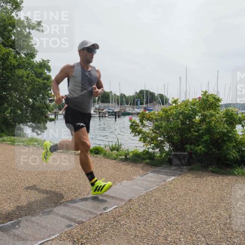 22.06.2025 - Viking Triathlon KatJ http://msf.ph/oto/8115817 22.06.2025 12:54:38 Laufen 662 meine-sportfotos.de