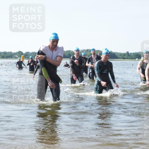 22.06.2025 - Viking Triathlon KatJ http://msf.ph/oto/8115829 22.06.2025 10:43:04 Schwimmen 31, 66, 109, 110, 128, 133, 167, 186, 309, 328, 358, 450, 489 meine-sportfotos.de