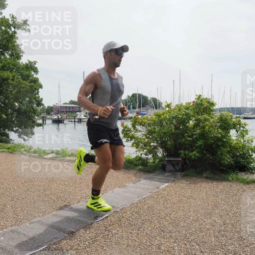22.06.2025 - Viking Triathlon KatJ http://msf.ph/oto/8115833 22.06.2025 12:54:38 Laufen 662 meine-sportfotos.de