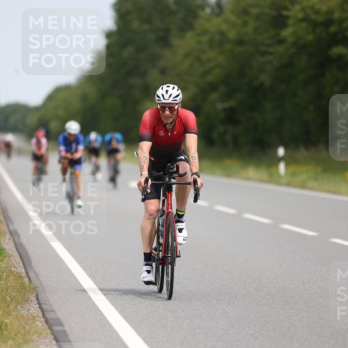 22.06.2025 - Viking Triathlon Yannick Fuchs http://msf.ph/oto/8115893 22.06.2025 12:17:45 Radfahren 45, 58, 214, 335, 357, 414, 464, 488, 492, 509, 511, 639, 653 meine-sportfotos.de