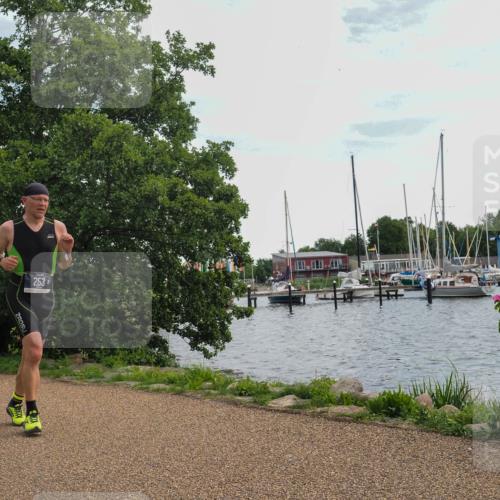 22.06.2025 - Viking Triathlon KatJ http://msf.ph/oto/8115900 22.06.2025 13:24:51 Laufen 253 meine-sportfotos.de