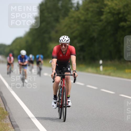 22.06.2025 - Viking Triathlon Yannick Fuchs http://msf.ph/oto/8115901 22.06.2025 12:17:45 Radfahren 45, 58, 214, 335, 357, 414, 464, 488, 492, 509, 511, 639, 653 meine-sportfotos.de